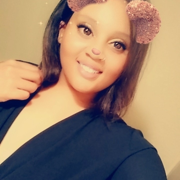 Meet your Posher, Shakeia - Picture 1 of 1